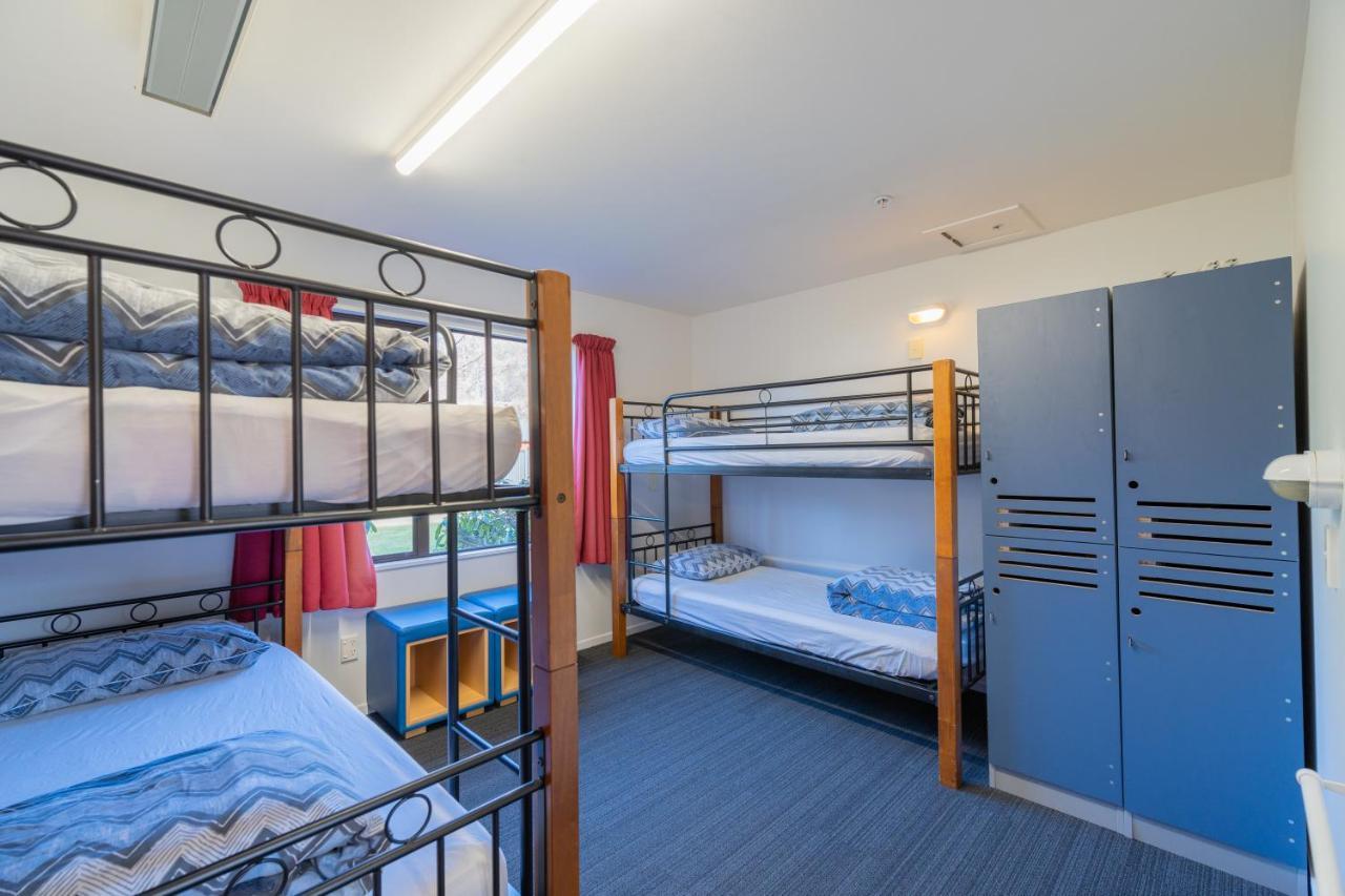 Te Anau Central Backpackers Екстериор снимка