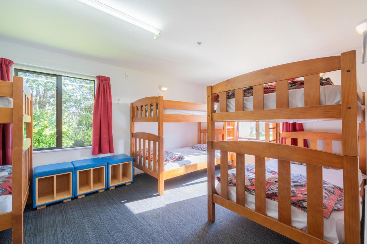 Te Anau Central Backpackers Екстериор снимка