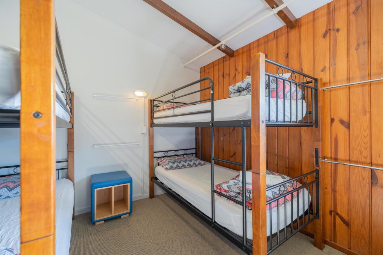 Te Anau Central Backpackers Екстериор снимка