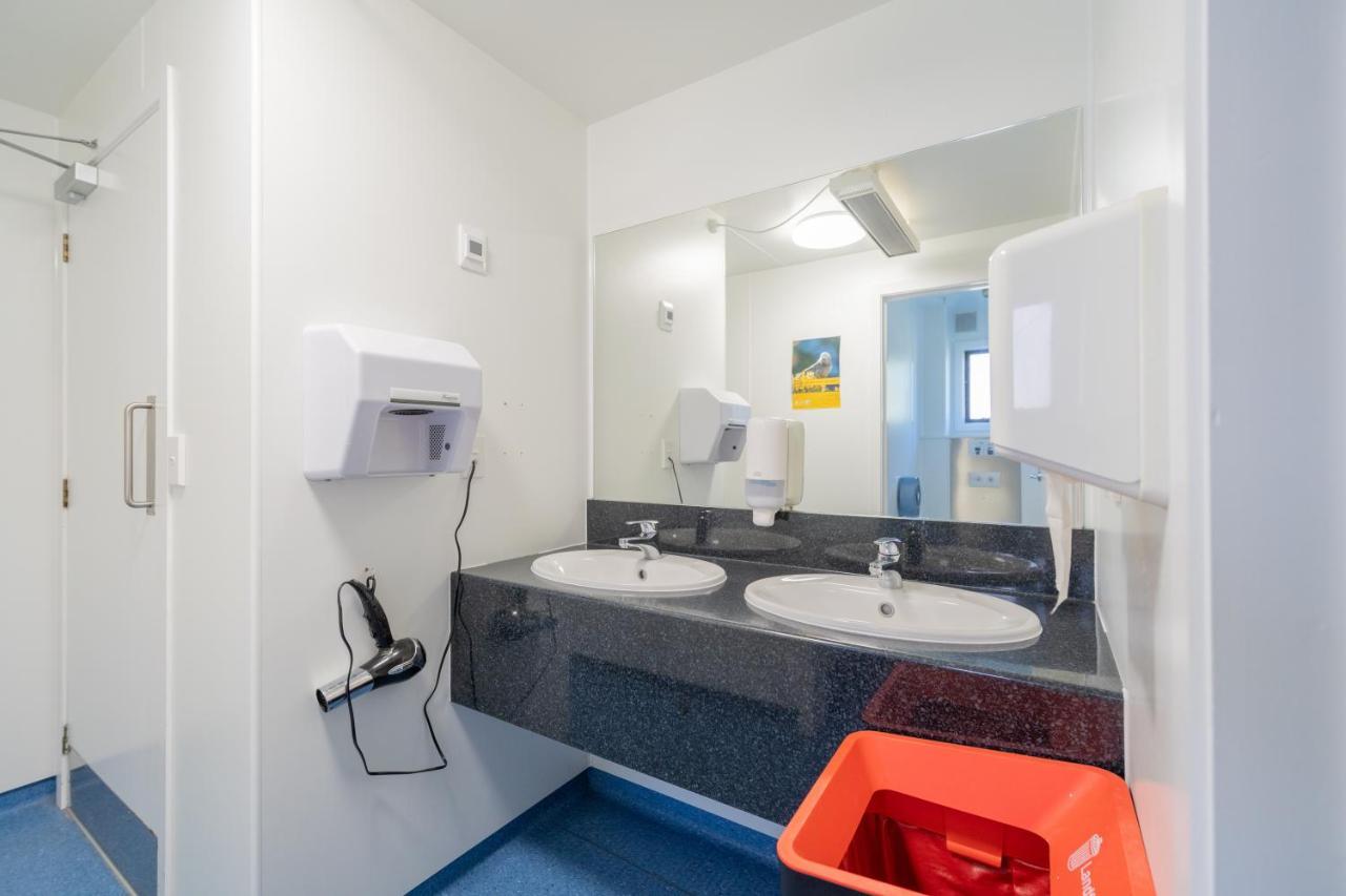 Te Anau Central Backpackers Екстериор снимка