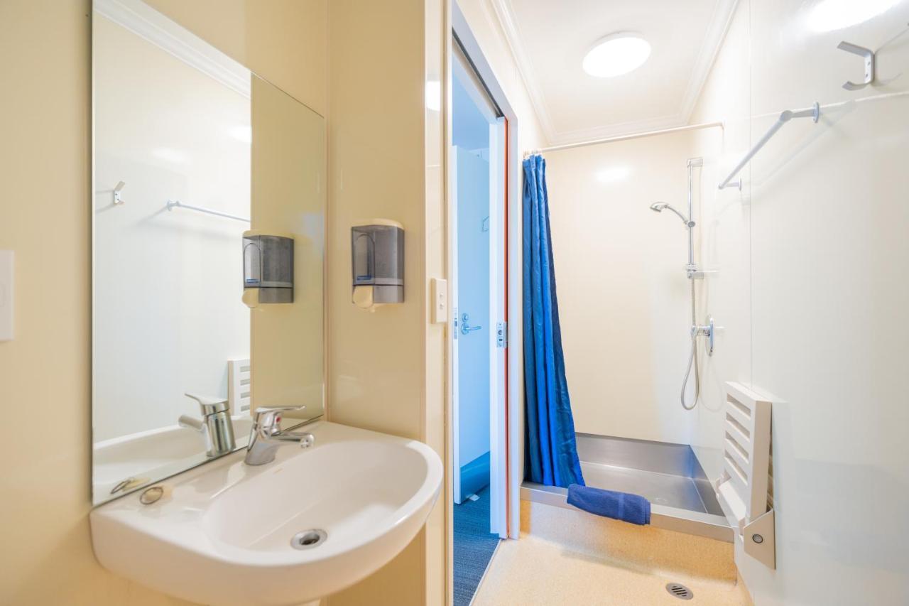 Te Anau Central Backpackers Екстериор снимка